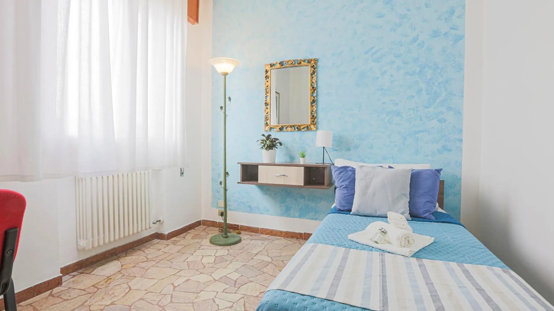 Le Barche Guest House Mestre Italy